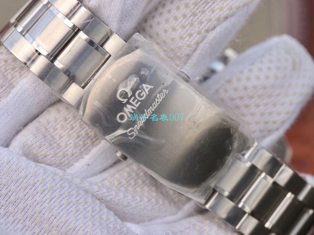 OM Factory OMEGA赛车计时码表【SPEEDMASTER】超霸 Replica Copy  Watches 329.30.44.51.01.002，329.33.44.51.01.001 wrist watches  / M633