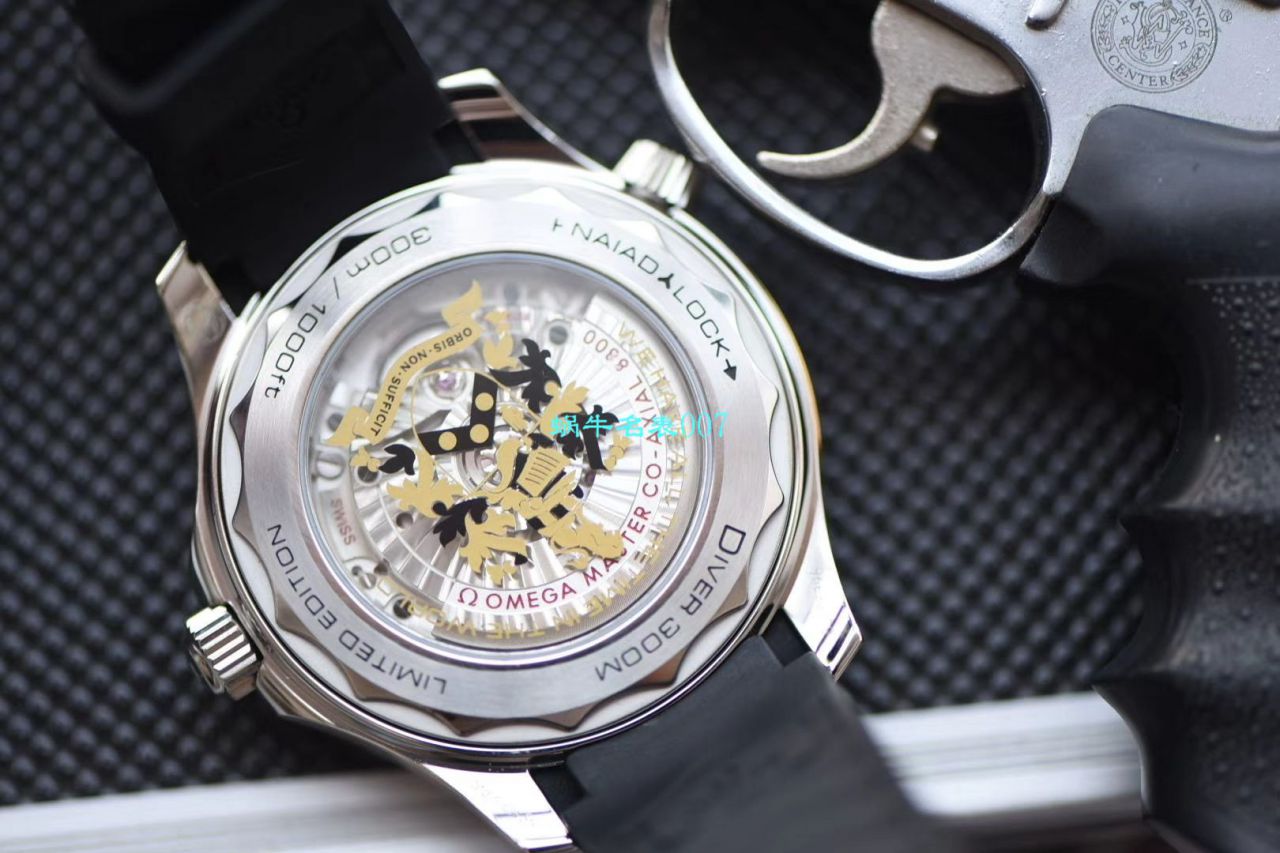 VS Factory 爆品 top  Replica Copy OMEGA Seamaster 300米潜水表詹姆斯·邦德007，每个男人心中都有一个007梦 / M636