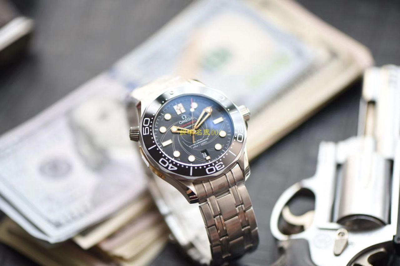 【VS Factory 最新詹姆斯邦德007限量版《女王密使》钢带款】OMEGA Seamaster 系列210.22.42.20.01.004 wrist watches  / M637