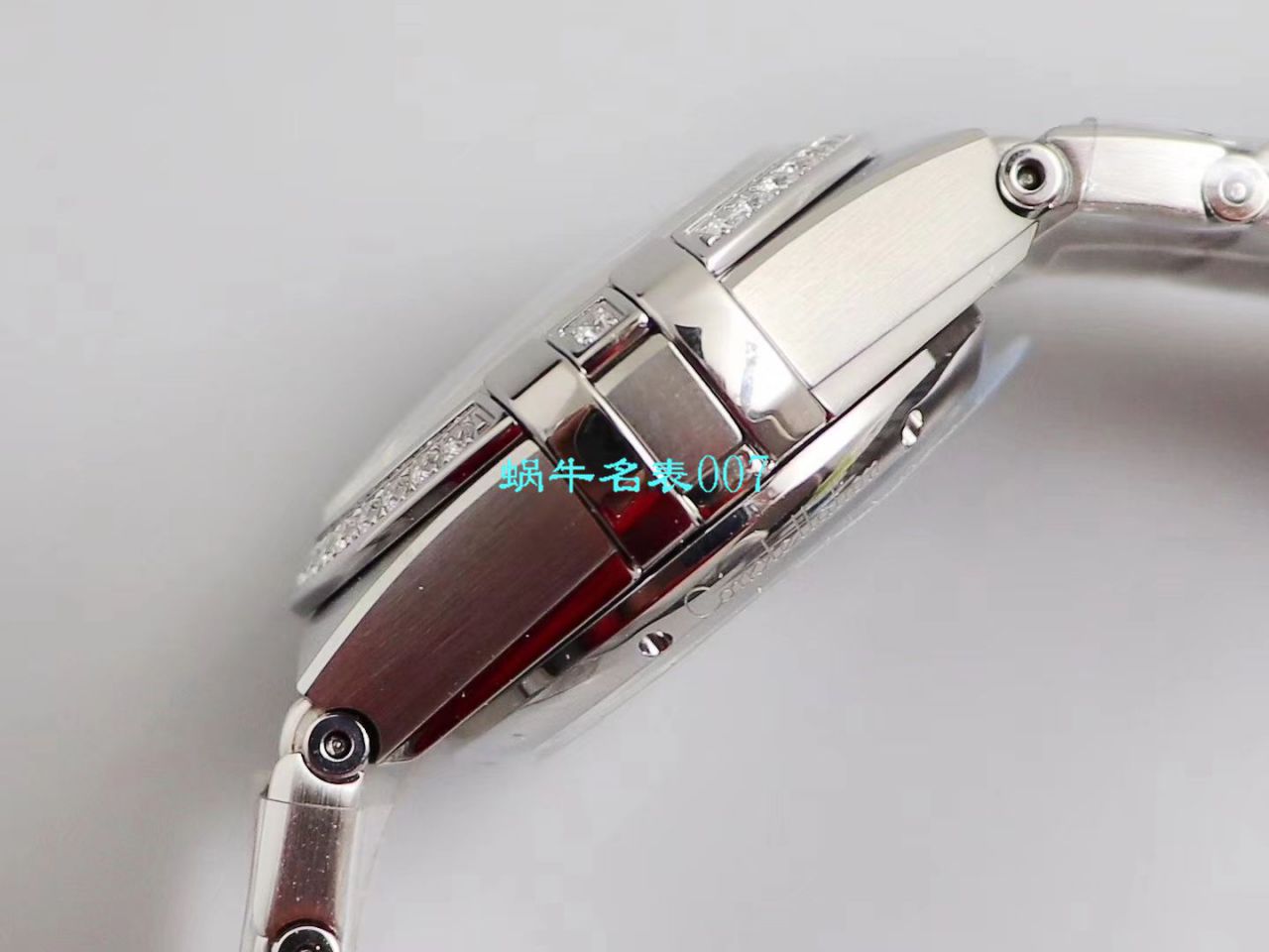3s Factory 抢先体验第五代OMEGA Constellation 系列女装！29毫米131.20.29.20.02.002，131.25.29.20.52.001 / M639
