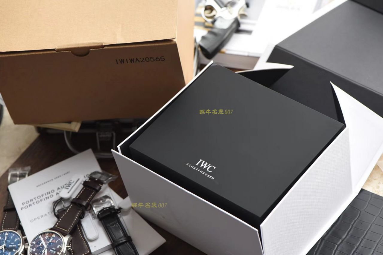 【视频测评新‎款首发‎！硬货！渠‎道出‎口订​单​！原单】IWC IWC 表飞行员系列IW377726 wrist watches  / WG511
