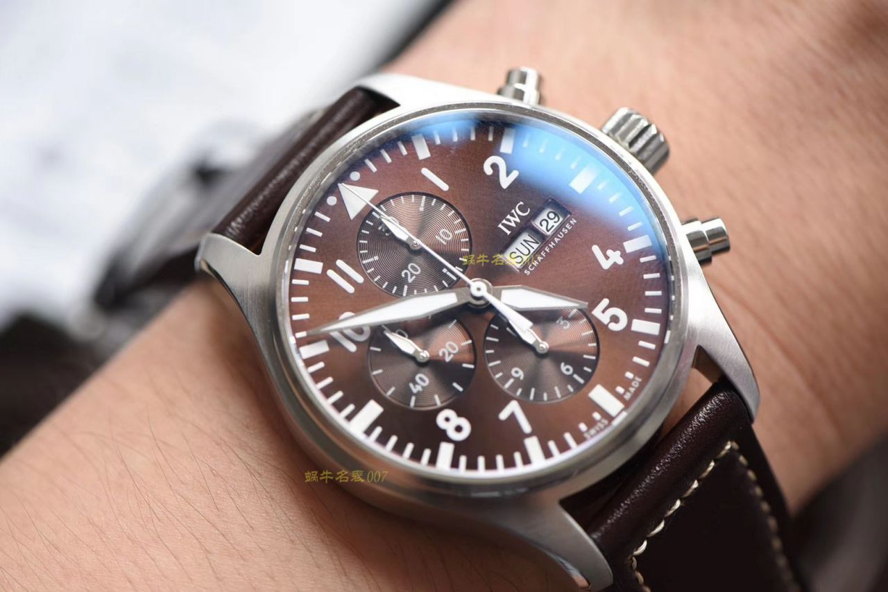 【视频测评新‎款首发‎！硬货！渠‎道出‎口订​单​！原单】IWC IWC 表飞行员系列IW377726 wrist watches  / WG511