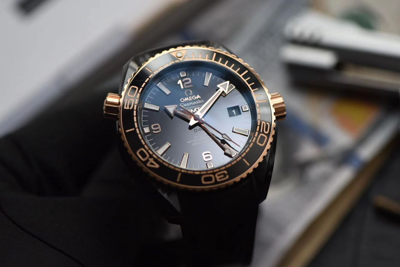 VS Factory OMEGA Seamaster 深海之黑全 Composite  top  Replica OMEGA Watches 215.63.46.22.01.001 wrist watches  / M609