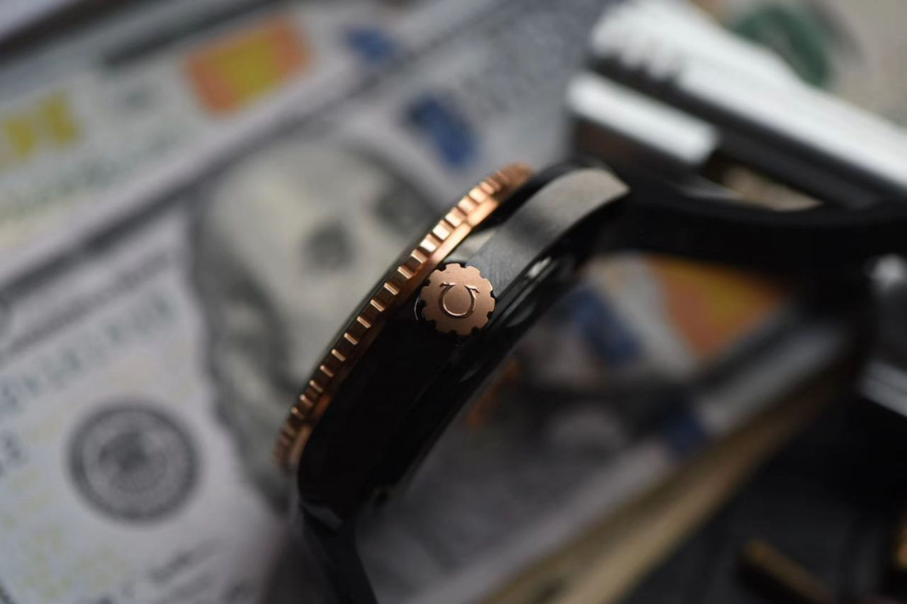 VS Factory OMEGA Seamaster 深海之黑全 Composite  top  Replica OMEGA Watches 215.63.46.22.01.001 wrist watches  / M609