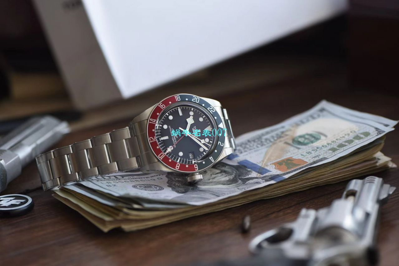 【zf Factory 的 Tudor 怎么样，什么 Factory  Best 】 Tudor 碧湾 GMT MASTER “红蓝” Replica Copy M79830RB-0001 wrist watches  / DT067