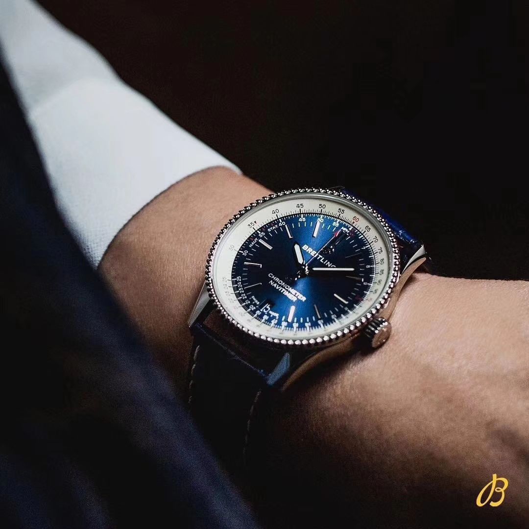 【 Video analysis 】KOR Factory 出品 Replica 表， Breitling 航空计时38mm 中性size Replica  U17325211G1A1男女均可佩戴 / BL128