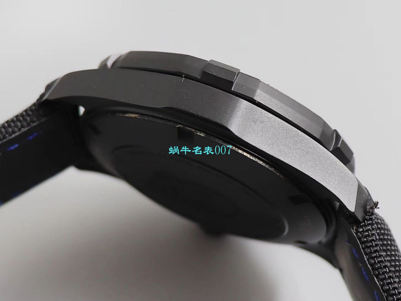 TB Factory  Replica 表 TAG Heuer 竞潜300米WBD218A.FC6445，WBD218C.FC6447，WBD218B.FC6446 wrist watches  / TG085