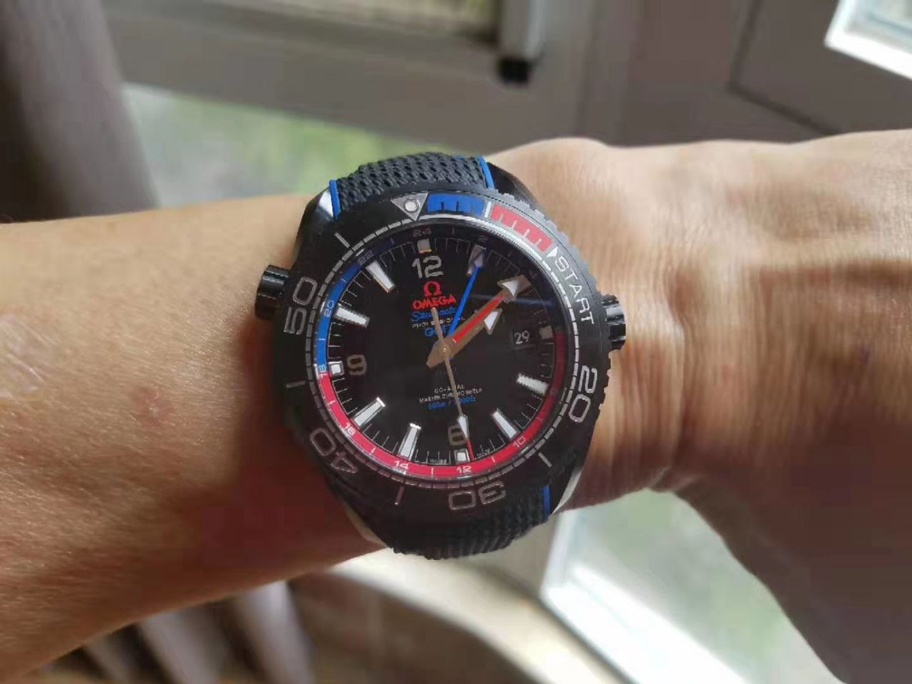 VS Factory OMEGA Seamaster 深海之黑全 Composite  top  Replica OMEGA Watches 215.63.46.22.01.001 wrist watches  / M609