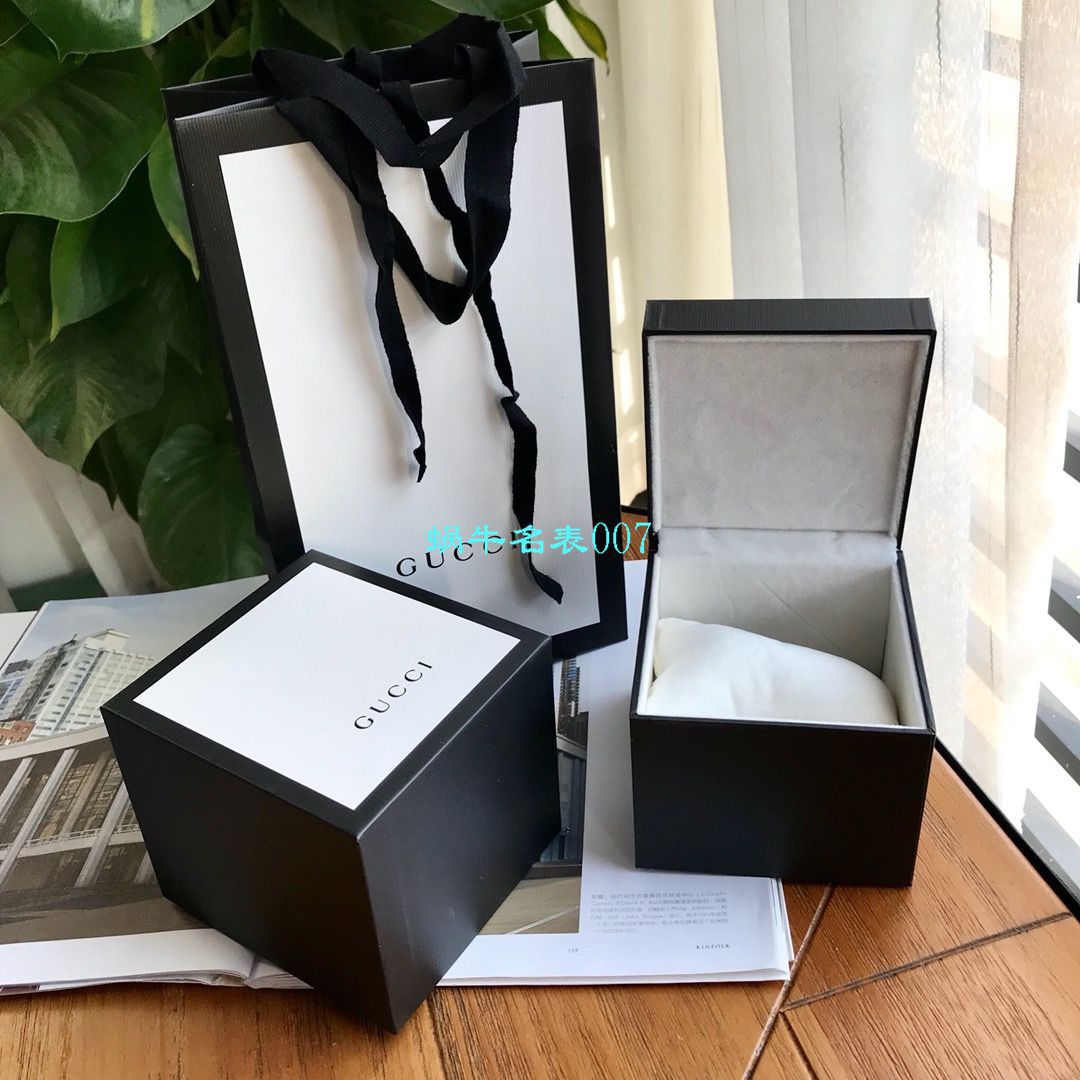 硬货来袭渠道原单，独家Gucci骚粉色水鬼新款 wrist watches ！40MM 男女均可戴 / GUCCIKK20