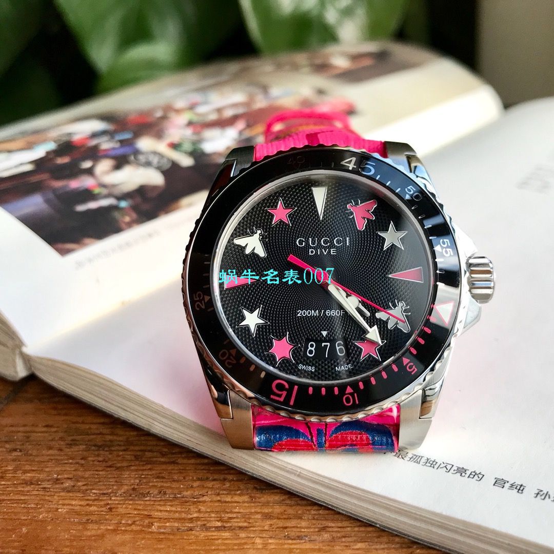 硬货来袭渠道原单，独家Gucci骚粉色水鬼新款 wrist watches ！40MM 男女均可戴 / GUCCIKK20
