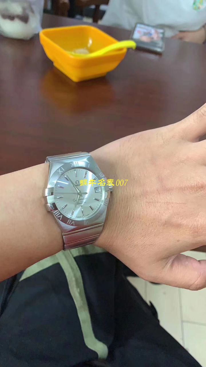 【 Video analysis VS Factory OMEGA周年之作】OMEGA Constellation  top  Replica  Replica 123.10.38.21.02.001 wrist watches  / M381