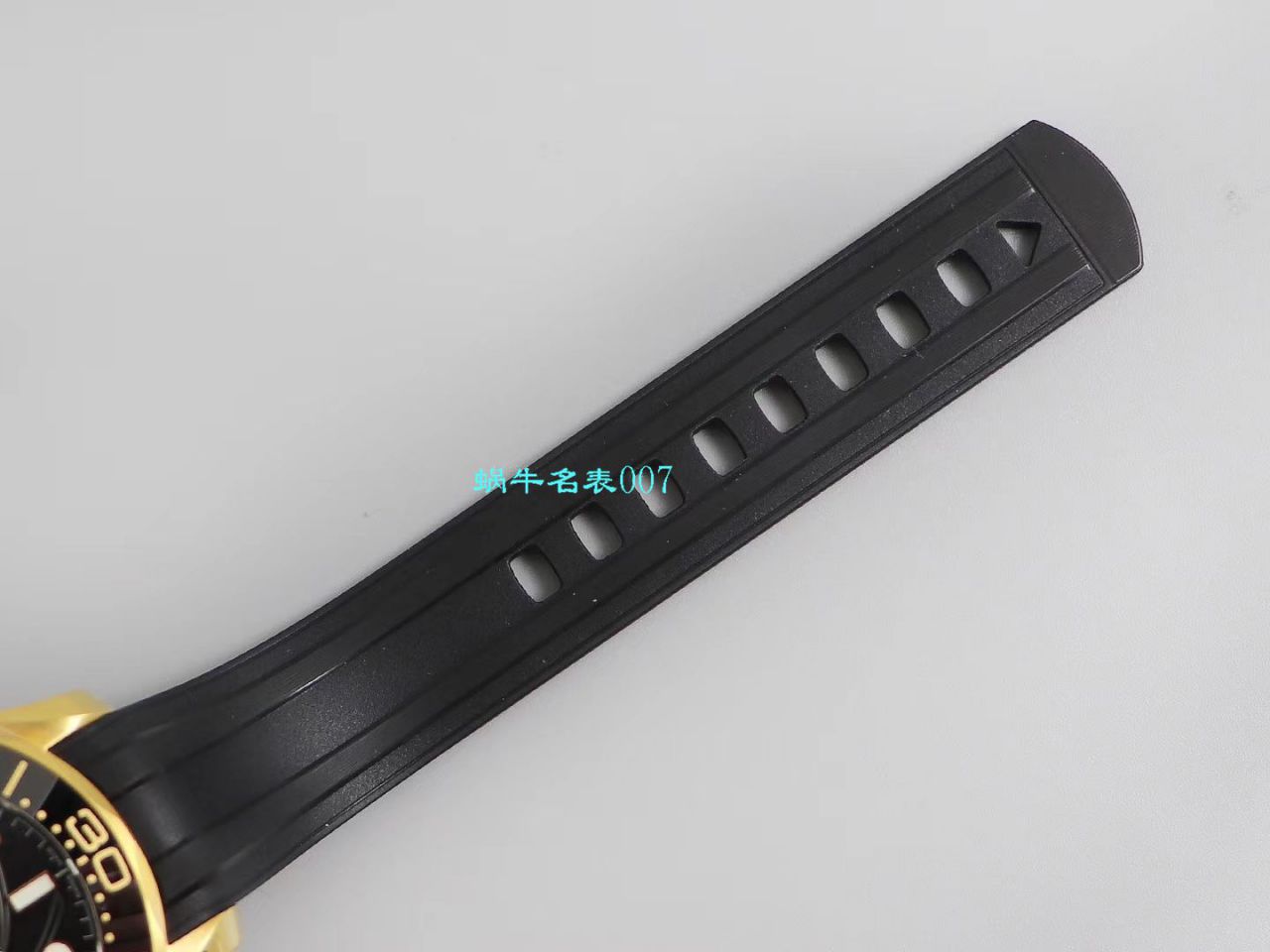 VS Factory OMEGA黄金版007詹姆斯邦德女王特使限量版 Replica Copy 210.62.42.20.01.001 wrist watches  / VS007