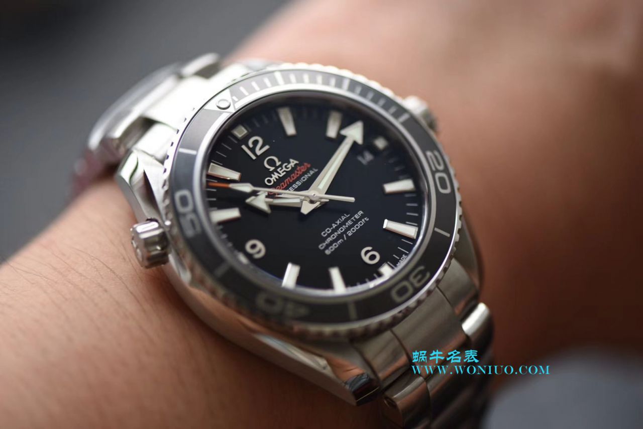  Video analysis VS Factory  High quality  Replica  Copy OMEGA Seamaster 海洋宇宙600米232.30.46.21.01.001 wrist watches  / M335VS