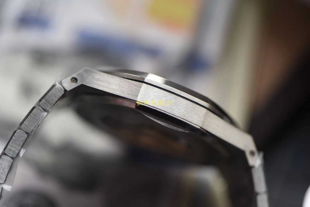 ZF Factory 官网 top  Replica 表Audemars Piguet 皇家橡树 Replica 15400ST.OO.1220ST.03 wrist watches  / AP183