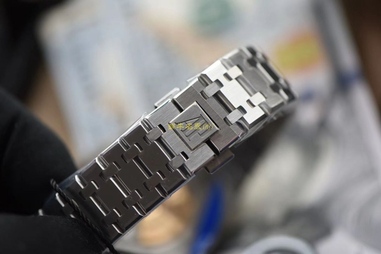ZF Factory 官网 top  Replica 表Audemars Piguet 皇家橡树 Replica 15400ST.OO.1220ST.03 wrist watches  / AP183