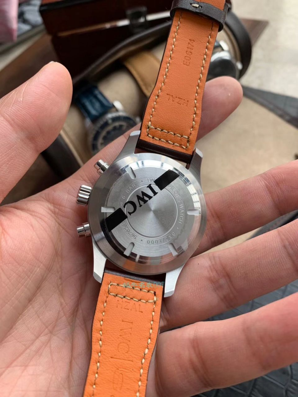 【视频测评新‎款首发‎！硬货！渠‎道出‎口订​单​！原单】IWC IWC 表飞行员系列IW377726 wrist watches  / WG511