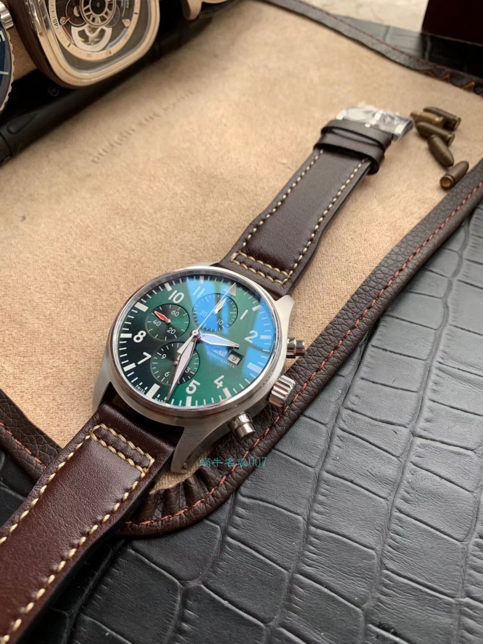 【视频测评新‎款首发‎！硬货！渠‎道出‎口订​单​！原单】IWC IWC 表飞行员系列IW377726 wrist watches  / WG511