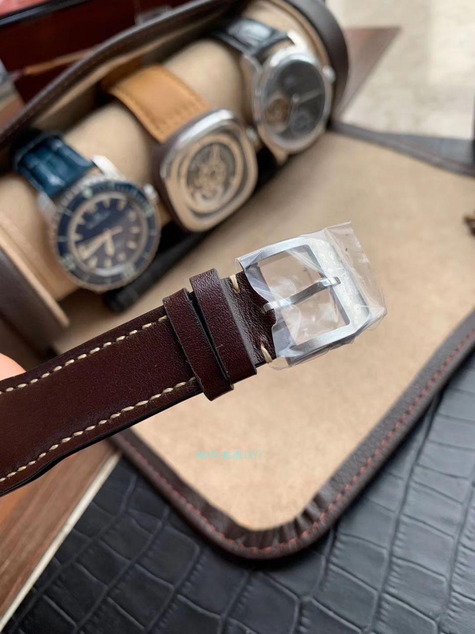 【视频测评新‎款首发‎！硬货！渠‎道出‎口订​单​！原单】IWC IWC 表飞行员系列IW377726 wrist watches  / WG511