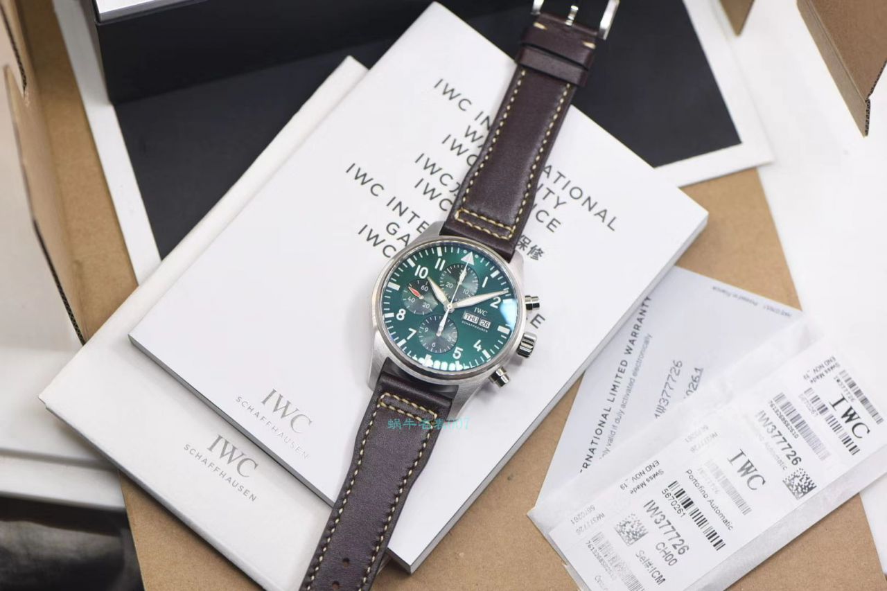 【视频测评新‎款首发‎！硬货！渠‎道出‎口订​单​！原单】IWC IWC 表飞行员系列IW377726 wrist watches  / WG511