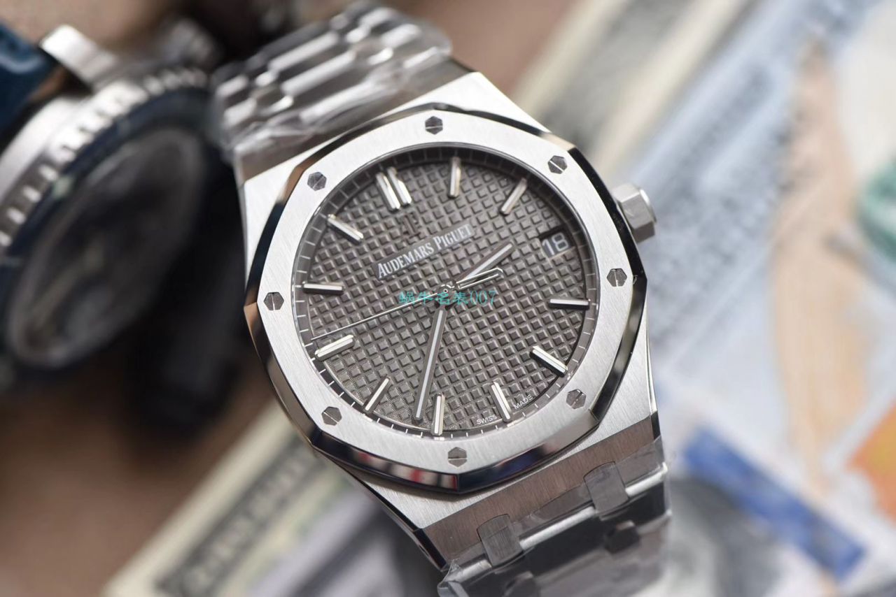 ZF Factory  top  Replica Audemars Piguet 皇家橡树系列 Replica 15500ST.OO.1220ST.01 wrist watches  / AP186
