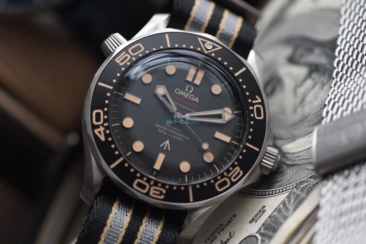 【 Video analysis VS Factory OMEGA詹姆斯邦德007无暇赴死】 Replica Copy  Seamaster 300米210.92.42.20.01.001 wrist watches  / VS680