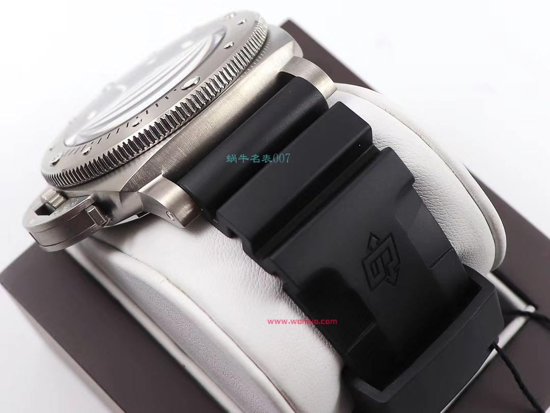VS Factory  top  Replica Copy  Watches Panerai SUBMERSIBLE 潜行系列PAM00692 wrist watches  / VSPAM692