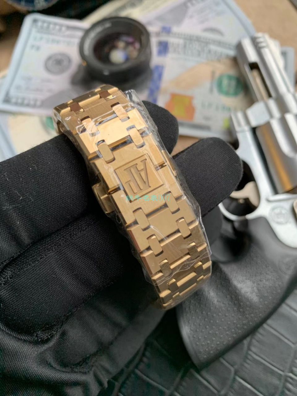 JF Factory 官网 top  Replica Copy APAudemars Piguet 皇家橡树系列67651BA.ZZ.1261BA.02 wrist watches  / AP190