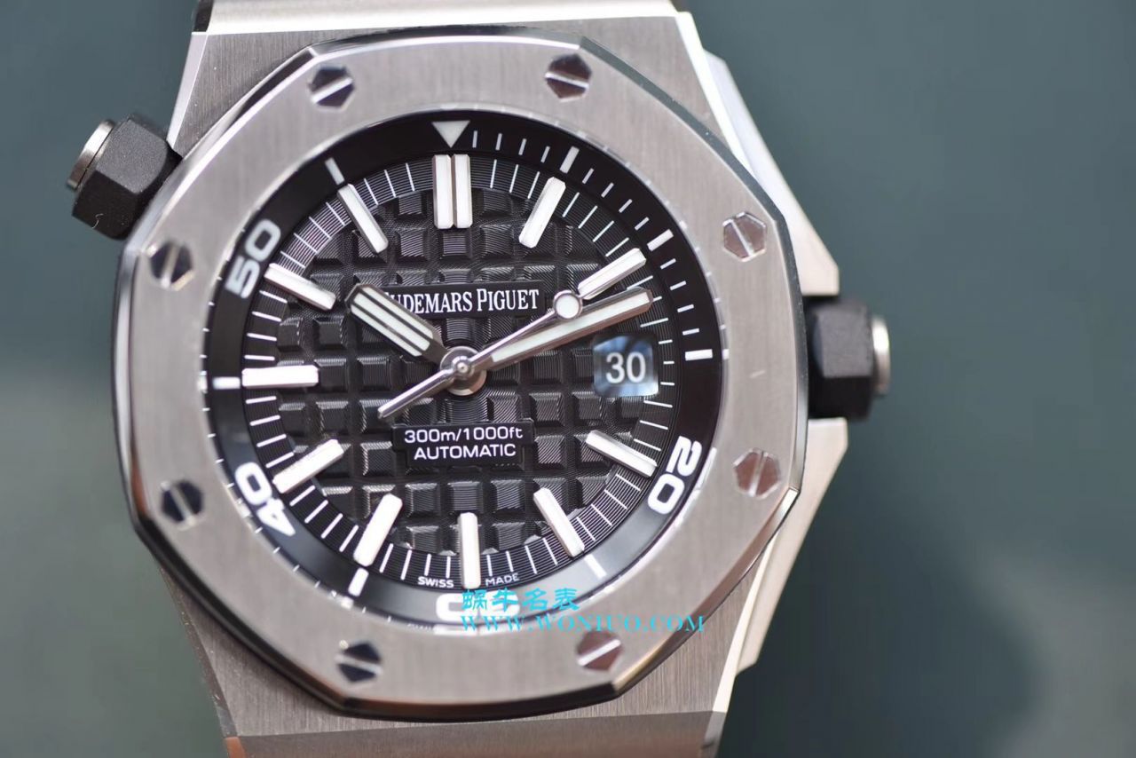  Video analysis JF Factory 官网V9S最新APAudemars Piguet  Royal Oak Offshore  Replica 15703ST.OO.A002CA.01 wrist watches  / JF AP 15703
