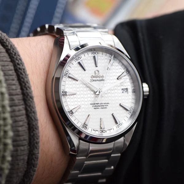 【视频】VS Factory 官网OMEGA Seamaster 150米里约波浪白盘 Replica Copy 231.10.42.21.02.006 wrist watches 