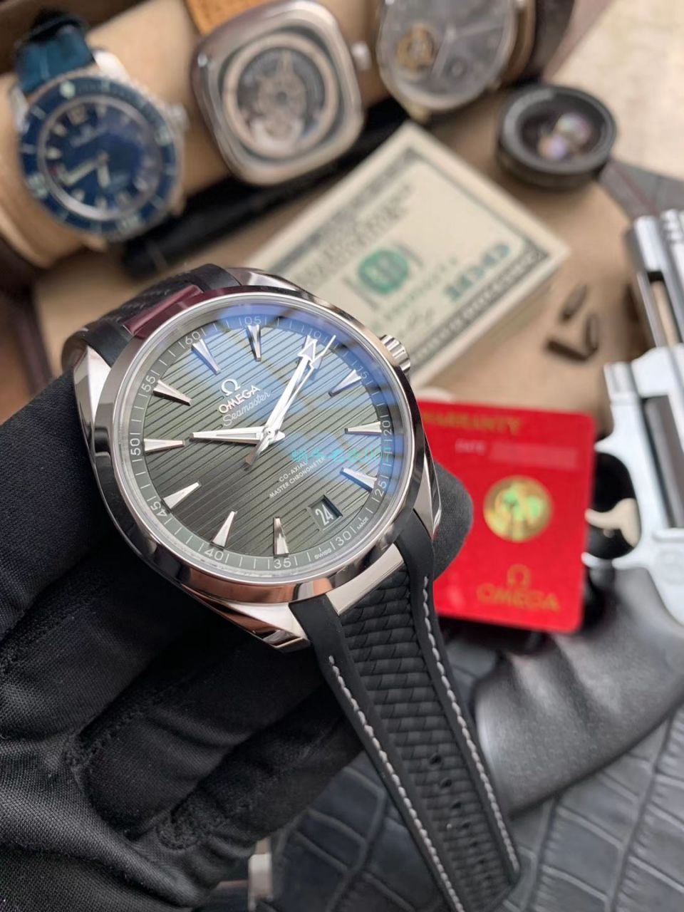 VS Factory OMEGA绿 Seamaster 150米柚木盘 Replica Copy 220.10.41.21.10.001 wrist watches  / M690