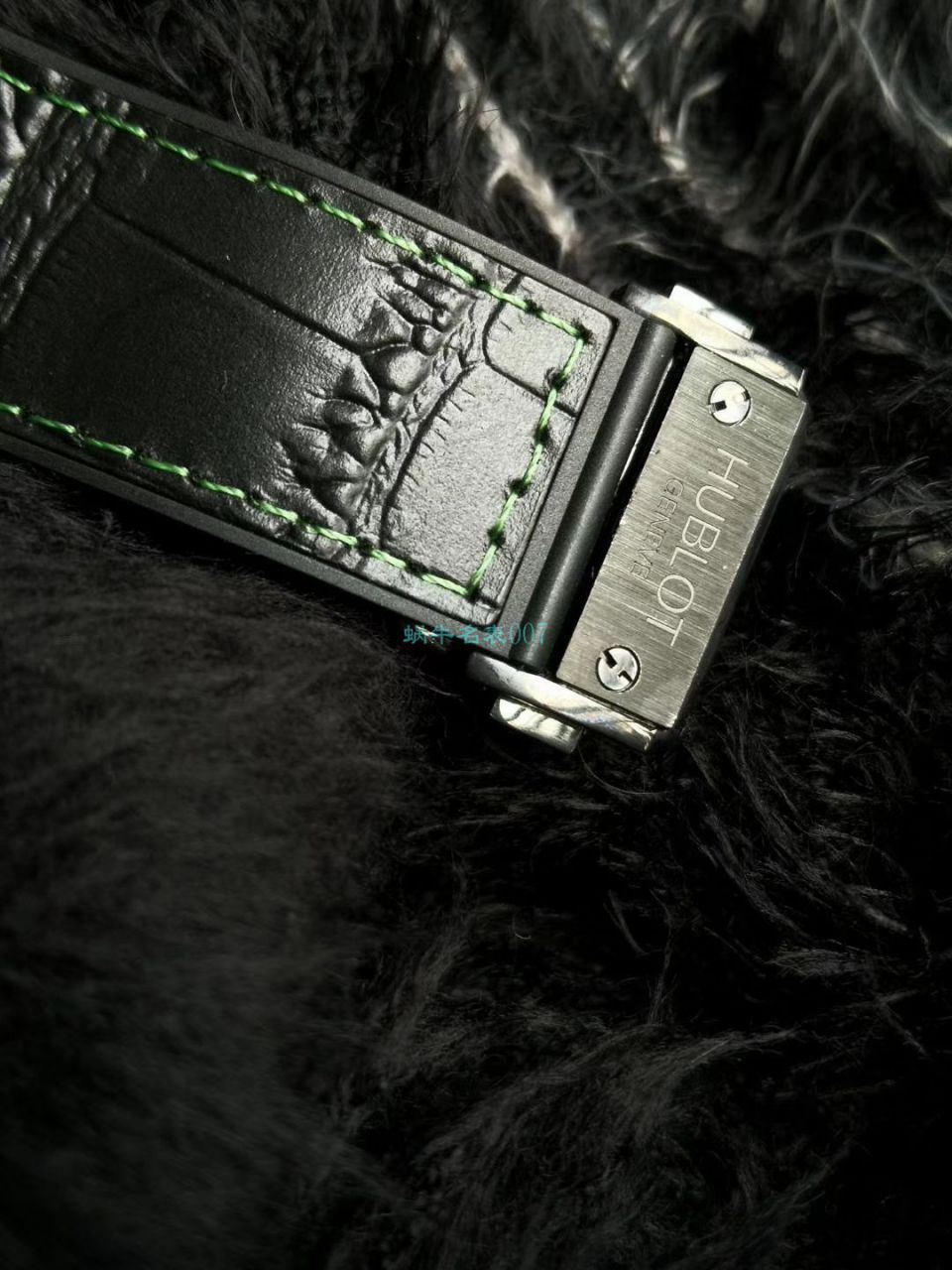 V6 Factory  top  Replica  hublot  big bang 全 Composite 301.CI.1190.GR.ABG11 wrist watches  / YB082