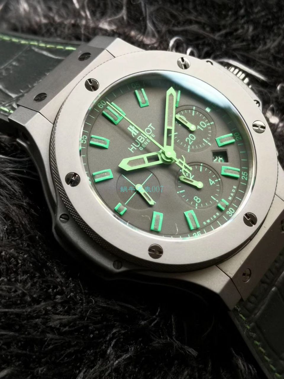V6 Factory  top  Replica  hublot  big bang 全 Composite 301.CI.1190.GR.ABG11 wrist watches  / YB082