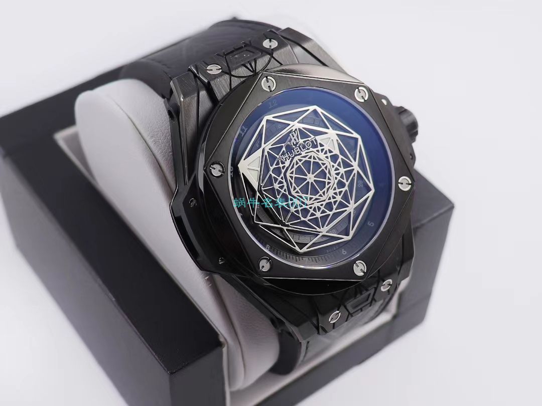 WWF Factory  top  Replica Watches  hublot  big bang SANG BLEU刺青415.CX.1112.VR.MXM18 wrist watches  / YB083