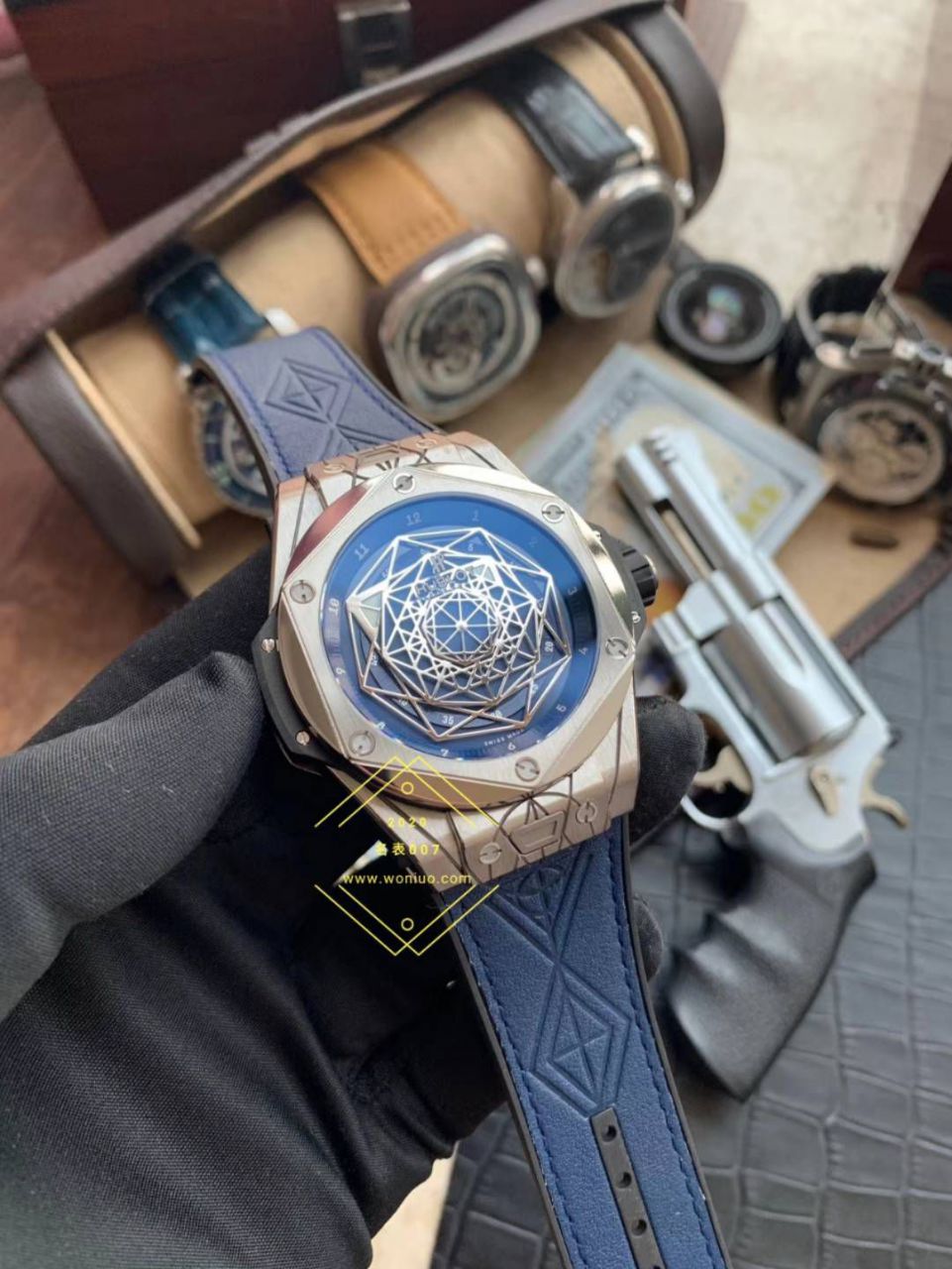 WWF Factory  top  Replica Watches  hublot  big bang SANG BLEU刺青415.CX.1112.VR.MXM18 wrist watches  / YB083