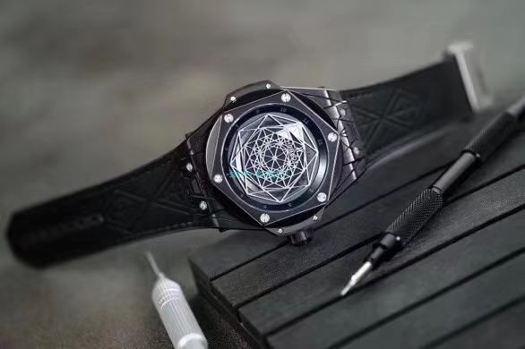 WWF Factory  top  Replica Watches  hublot  big bang SANG BLEU刺青415.CX.1112.VR.MXM18 wrist watches  / YB083