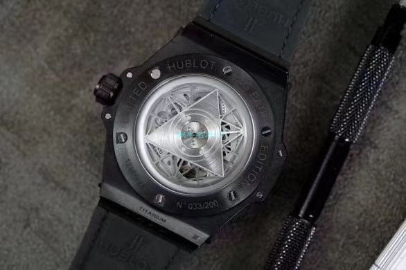 WWF Factory  top  Replica Watches  hublot  big bang SANG BLEU刺青415.CX.1112.VR.MXM18 wrist watches  / YB083