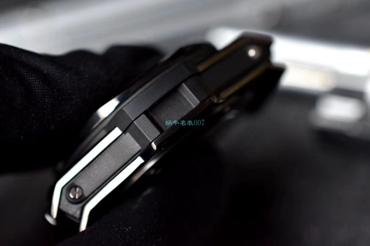 WWF Factory  top  Replica Watches  hublot  big bang SANG BLEU刺青415.CX.1112.VR.MXM18 wrist watches  / YB083