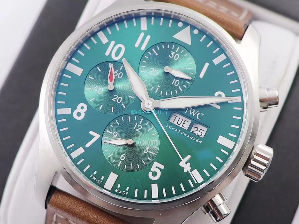 ZF Factory  Replica Copy  Watches  IWC 飞行员IW377725，IW377726，IW377713 wrist watches  / WG522