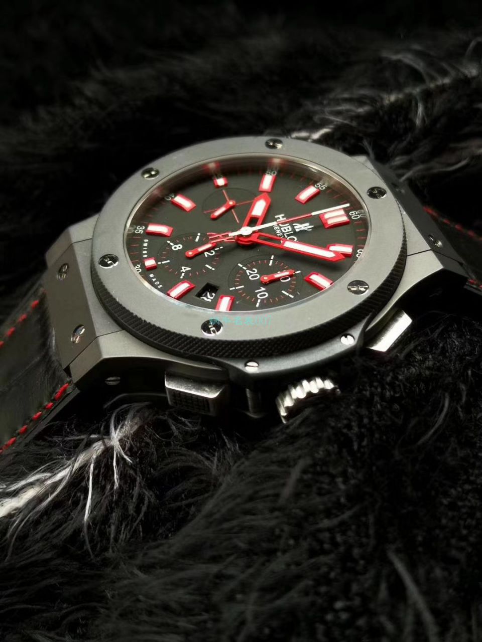 V6 Factory  High quality  Replica  hublot  big bang  Watches 301.CI.1123.GR wrist watches  / YB088
