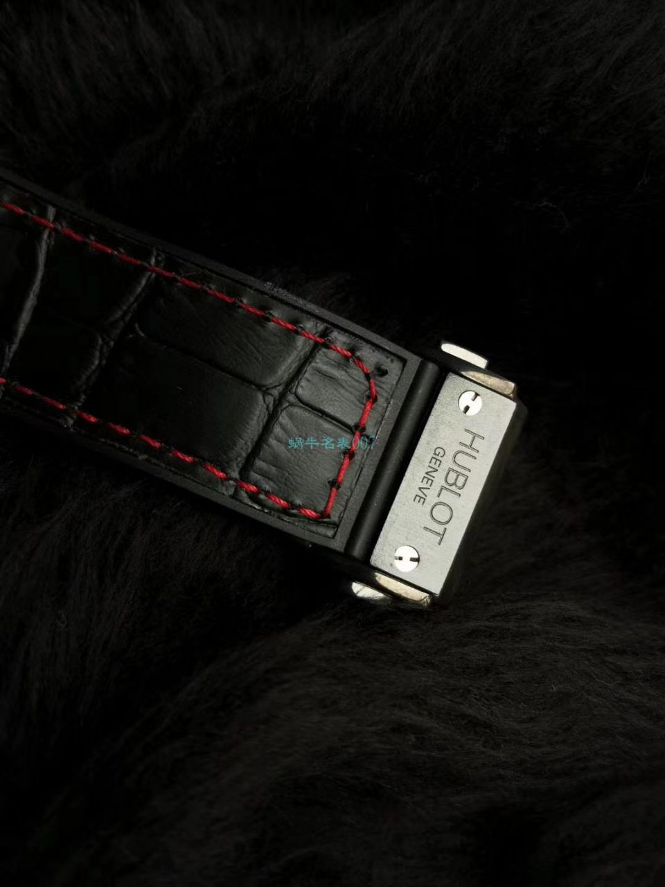 V6 Factory  High quality  Replica  hublot  big bang  Watches 301.CI.1123.GR wrist watches  / YB088