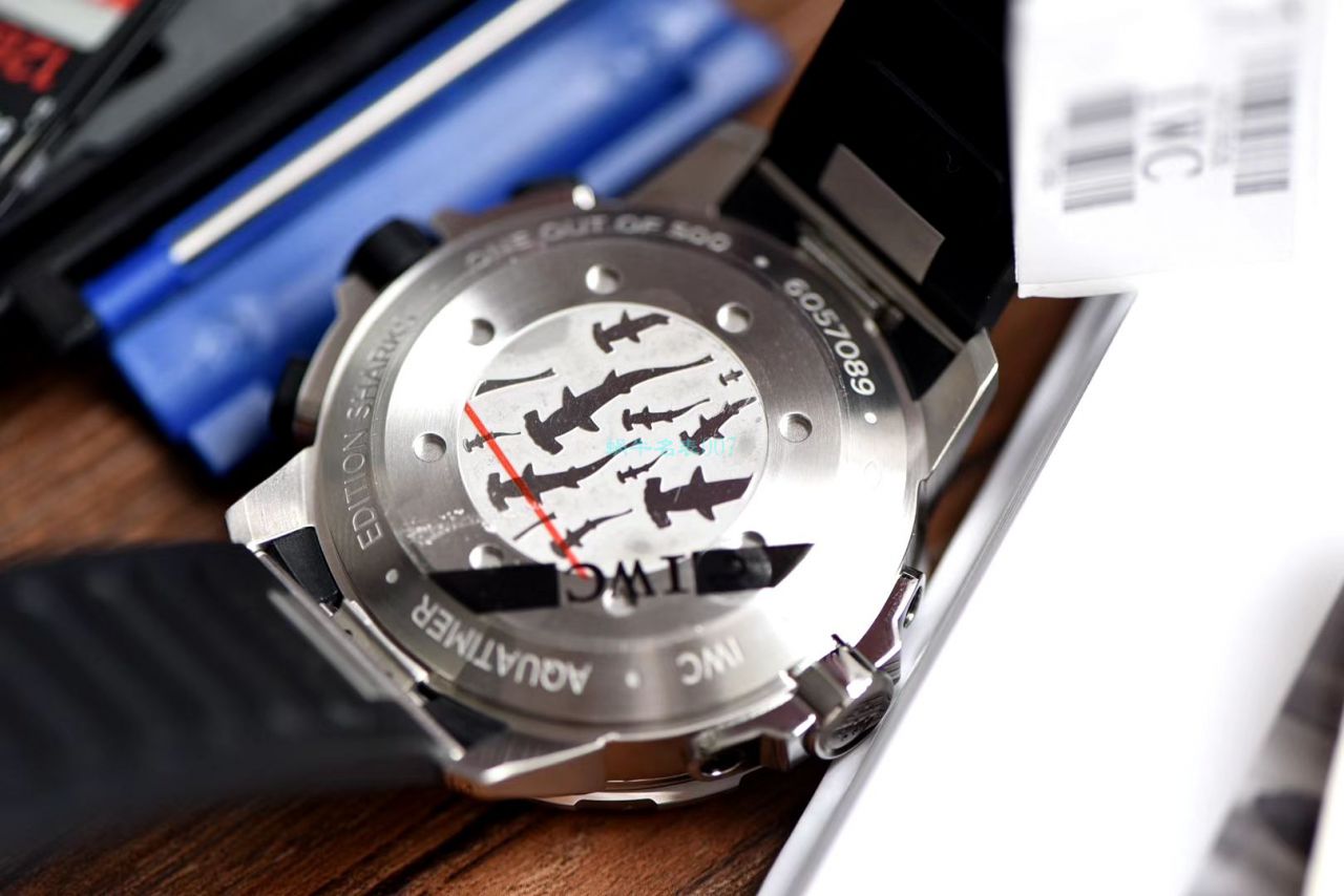 V6 Factory  top  Replica Copy  Watches  IWC 海洋时计鲨鱼特别限量版IW379506 wrist watches  / WG523