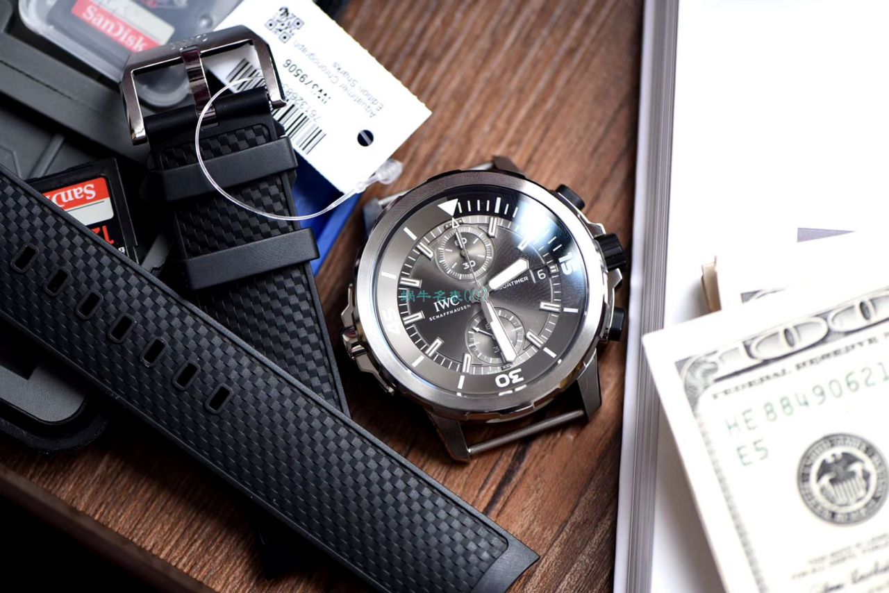 V6 Factory  top  Replica Copy  Watches  IWC 海洋时计鲨鱼特别限量版IW379506 wrist watches  / WG523