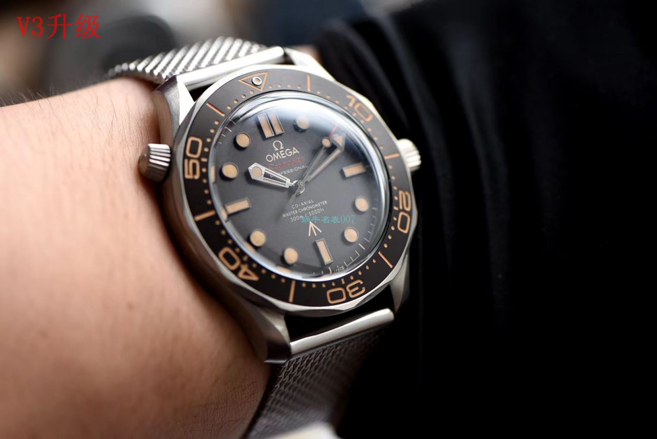 VS Factory V3升级版OMEGA007 top  Replica Copy 无暇赴死 Seamaster 300米210.90.42.20.01.001 wrist watches  / M697