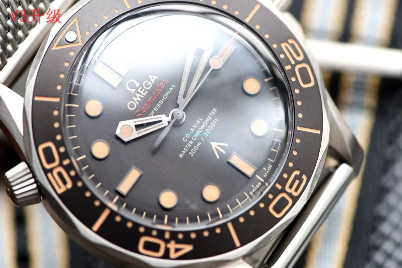 VS Factory V3升级版OMEGA007 top  Replica Copy 无暇赴死 Seamaster 300米210.90.42.20.01.001 wrist watches  / M697