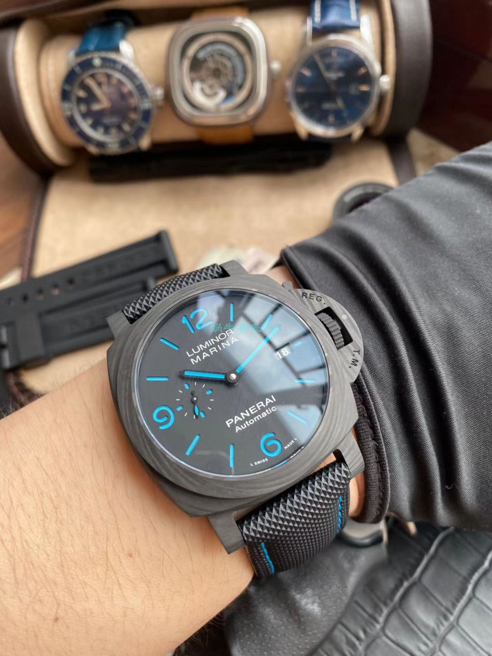 VS Factory  top  Replica Copy  Watches Panerai LUMINOR庐米诺 carbon fiber PAM01661 wrist watches  / VSPAM01616
