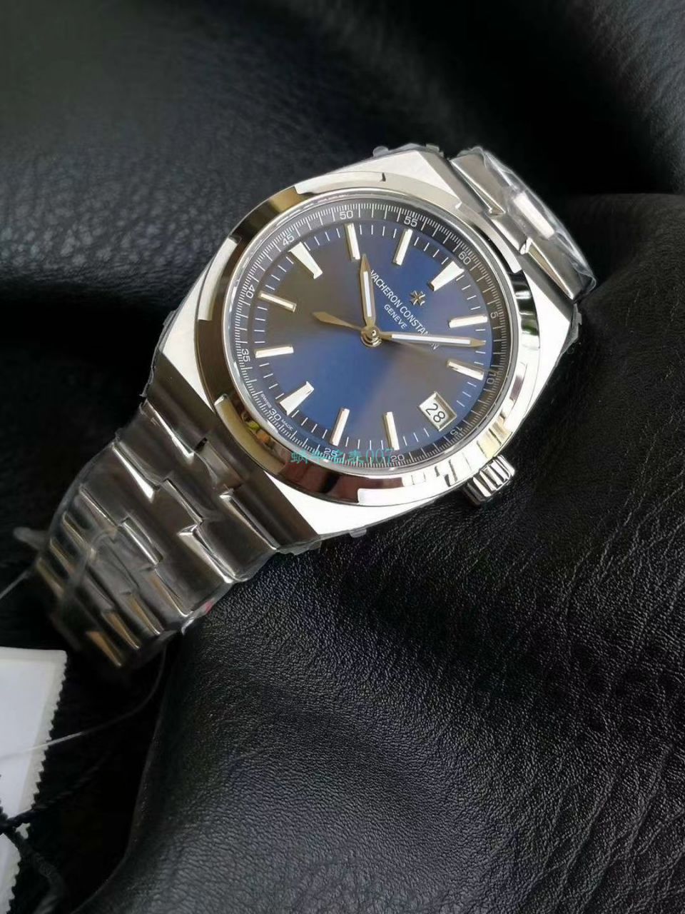 8F Factory  High quality  Replica Watches Vacheron Constantin   Overseas 系列4500V/110A-B128 wrist watches  / JS218