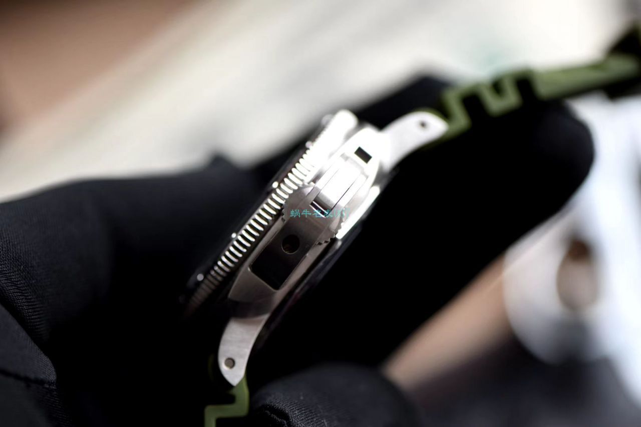 【 Video analysis  Best 的 top  Replica Watches 网站】VS Factory Panerai  Replica SUBMERSIBLE 潜行PAM01055 wrist watches  / VSPAM1055VV