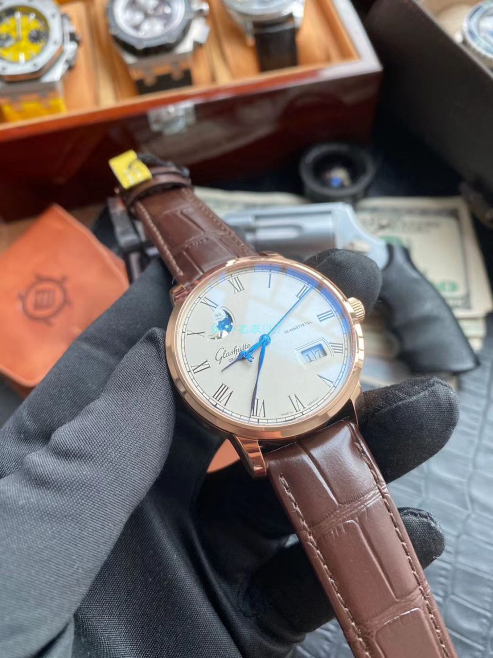 V9 Factory  High quality  Replica Watches glashuette original原创议员100-04-32-12-50，100-04-32-15-50大日历 / GLA061