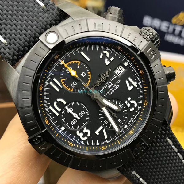  Breitling 原单复仇者夜间任务计时 wrist watches 45系列V13317101B1X2 wrist watches 