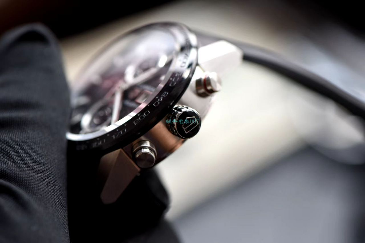 XF Factory 官网黑面旋风 TAG Heuer 卡莱拉系列CAR201Z.FT6046 wrist watches  / TG098